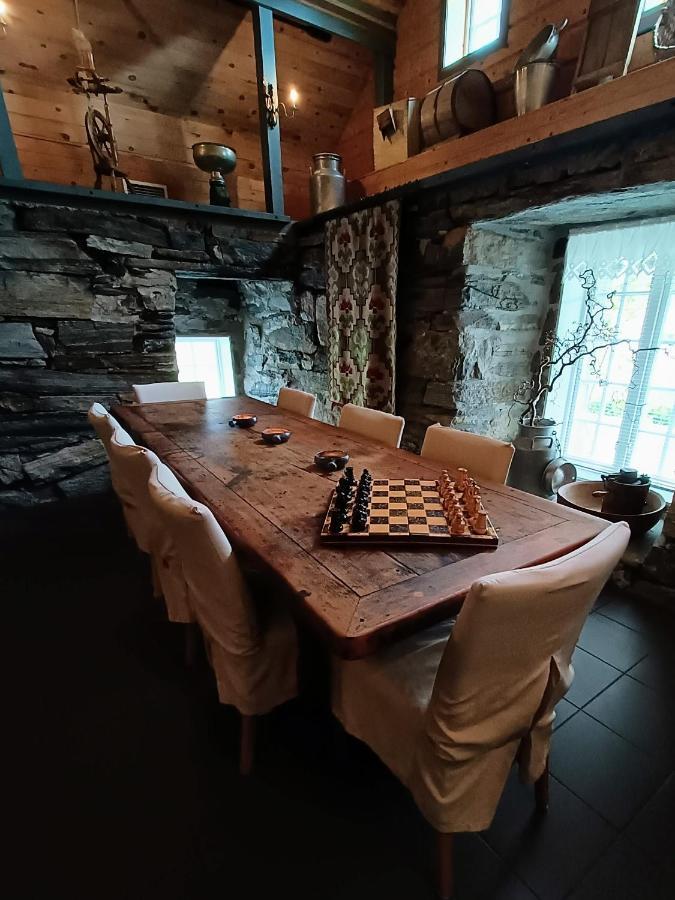 Orheimstunet - Gardsferie For Storfamilien Der Ogsa Hunden Er Velkommen Starheim Экстерьер фото