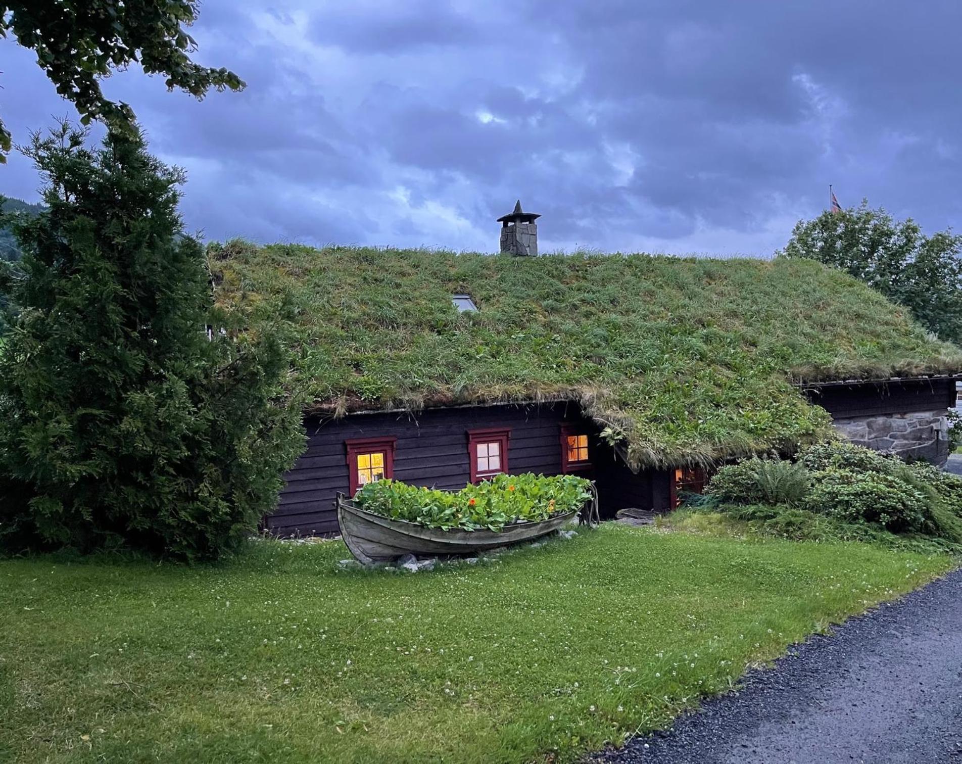 Orheimstunet - Gardsferie For Storfamilien Der Ogsa Hunden Er Velkommen Starheim Экстерьер фото